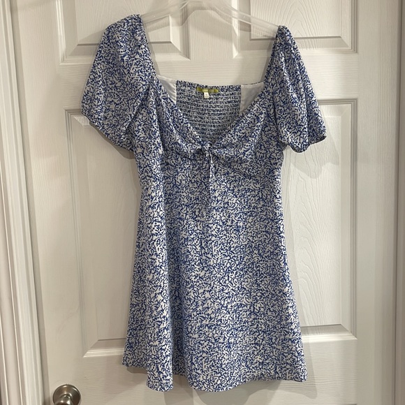 gianni bini blue and white dress Gianni Bini Women's Cocktail & Party Dresses